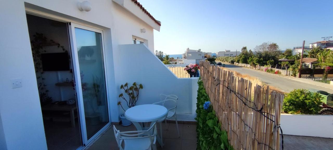 Thalassa Seaside Boutique Beach Apartment Polis Luaran gambar