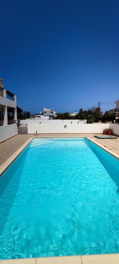 Thalassa Seaside Boutique Beach Apartment Polis Luaran gambar