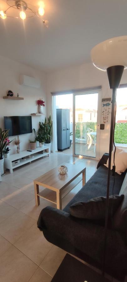 Thalassa Seaside Boutique Beach Apartment Polis Luaran gambar